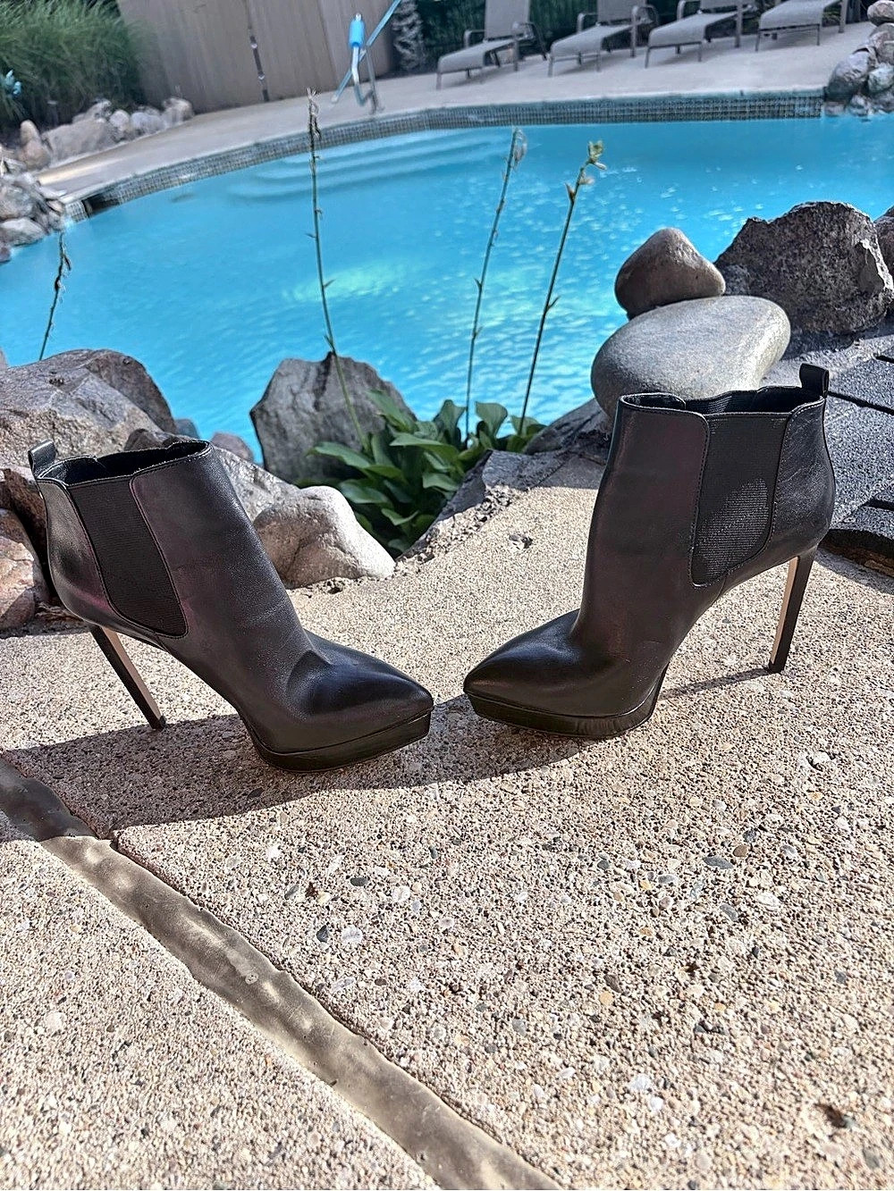 Michael Kors Pointed Toe Heeled Ankle Boots Black US 6.5M